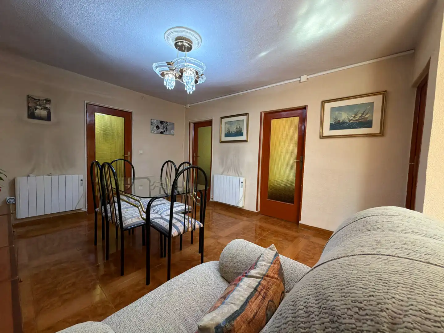 Living room of Flat for sale in Madrid  with Air Conditioner, Heating and Furnished