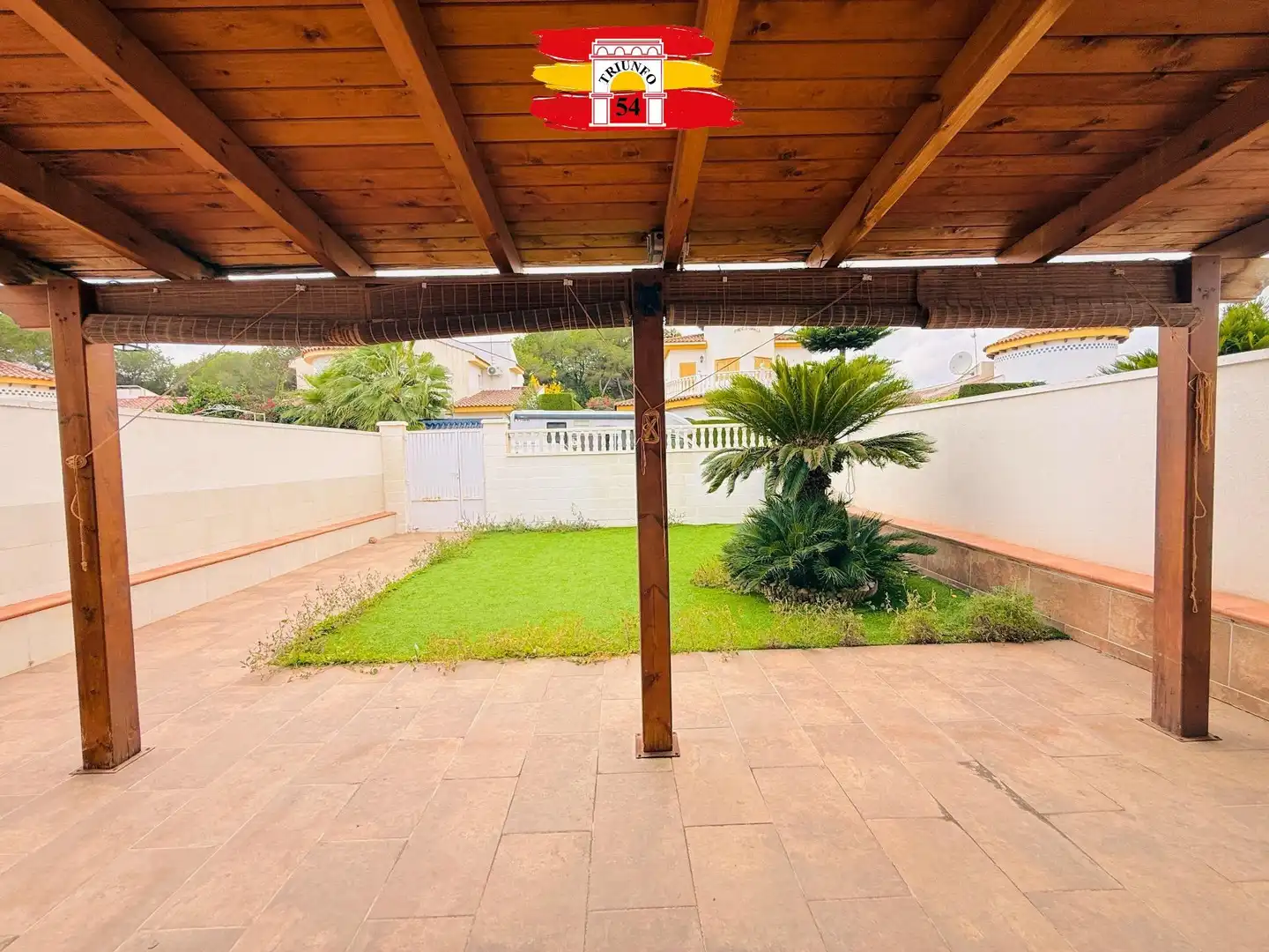 Jardín de Planta baja en venta en Pilar de la Horadada con Aire acondicionado, Jardín privado y Trastero