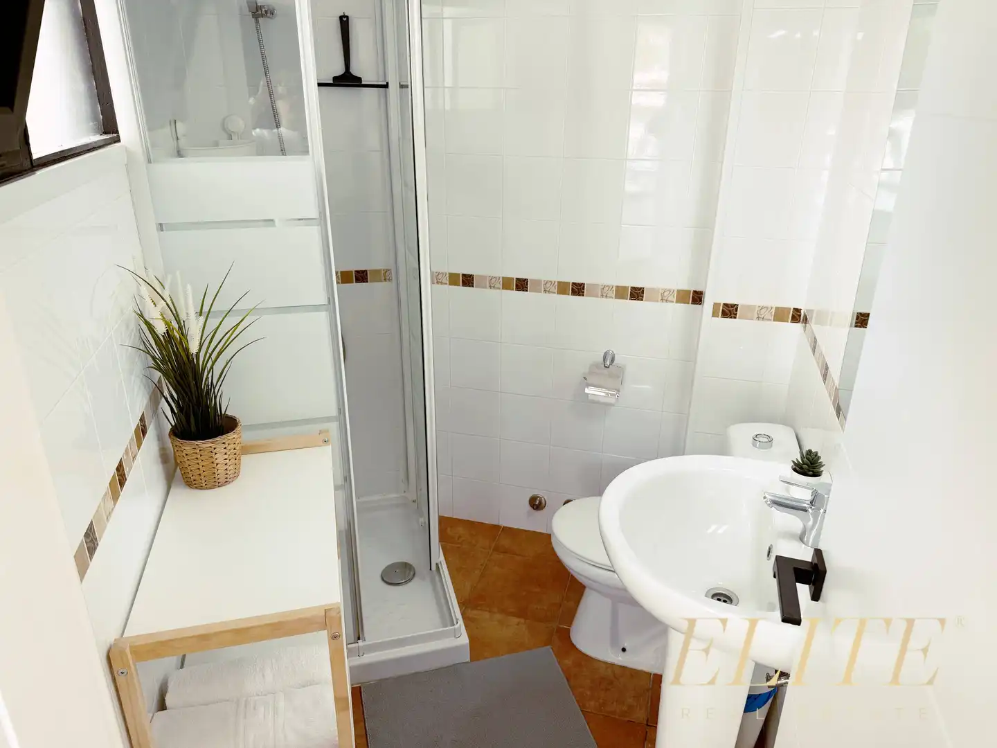 Badezimmer von Dachboden zum Verkauf in San Bartolomé de Tirajana mit Klimaanlage, Heizung und Terrasse