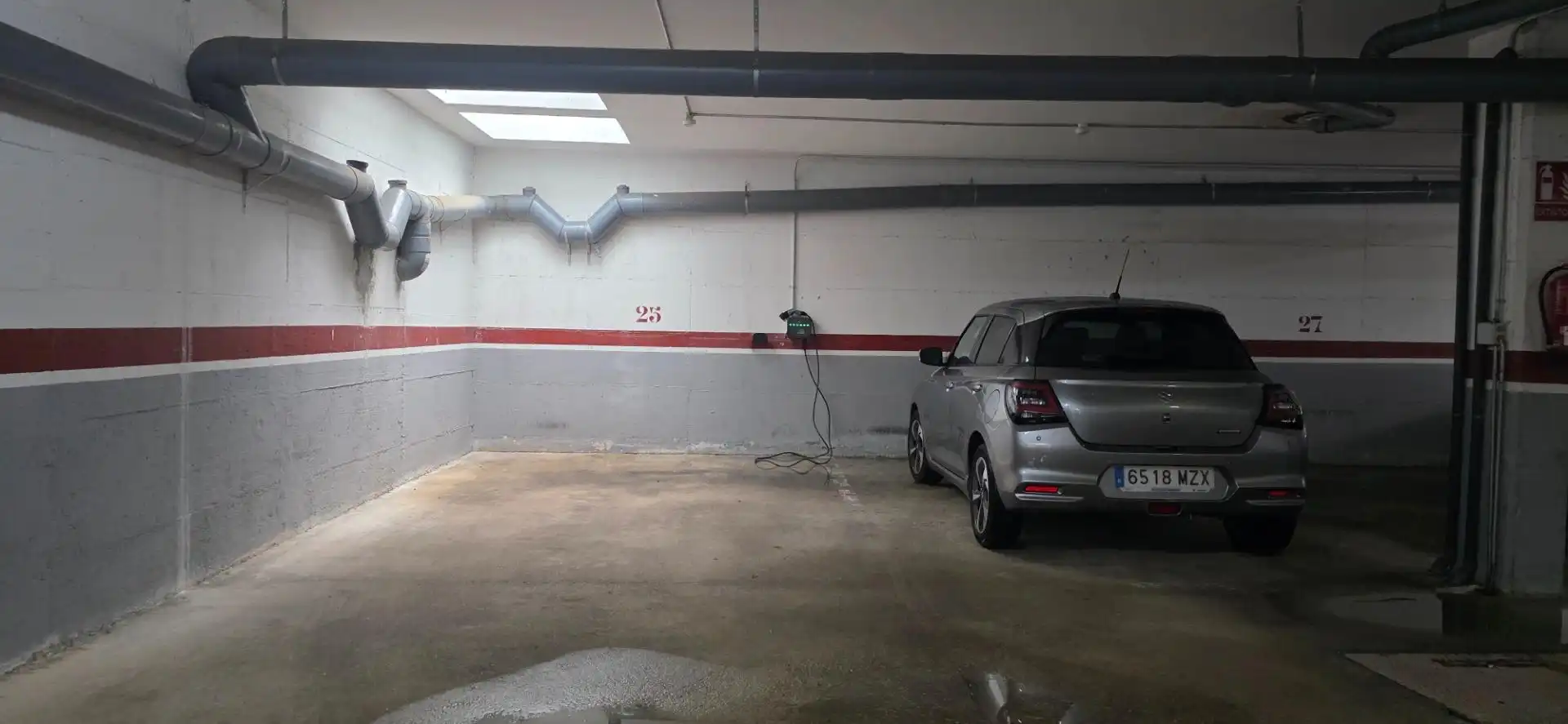 Parking de Apartamento en venta en Sitges con Aire acondicionado, Calefacción y Jardín privado