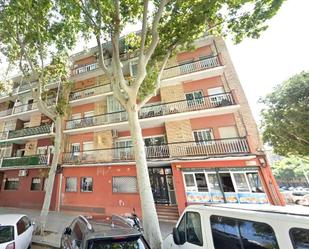 Vista exterior de Pis en venda en Badalona