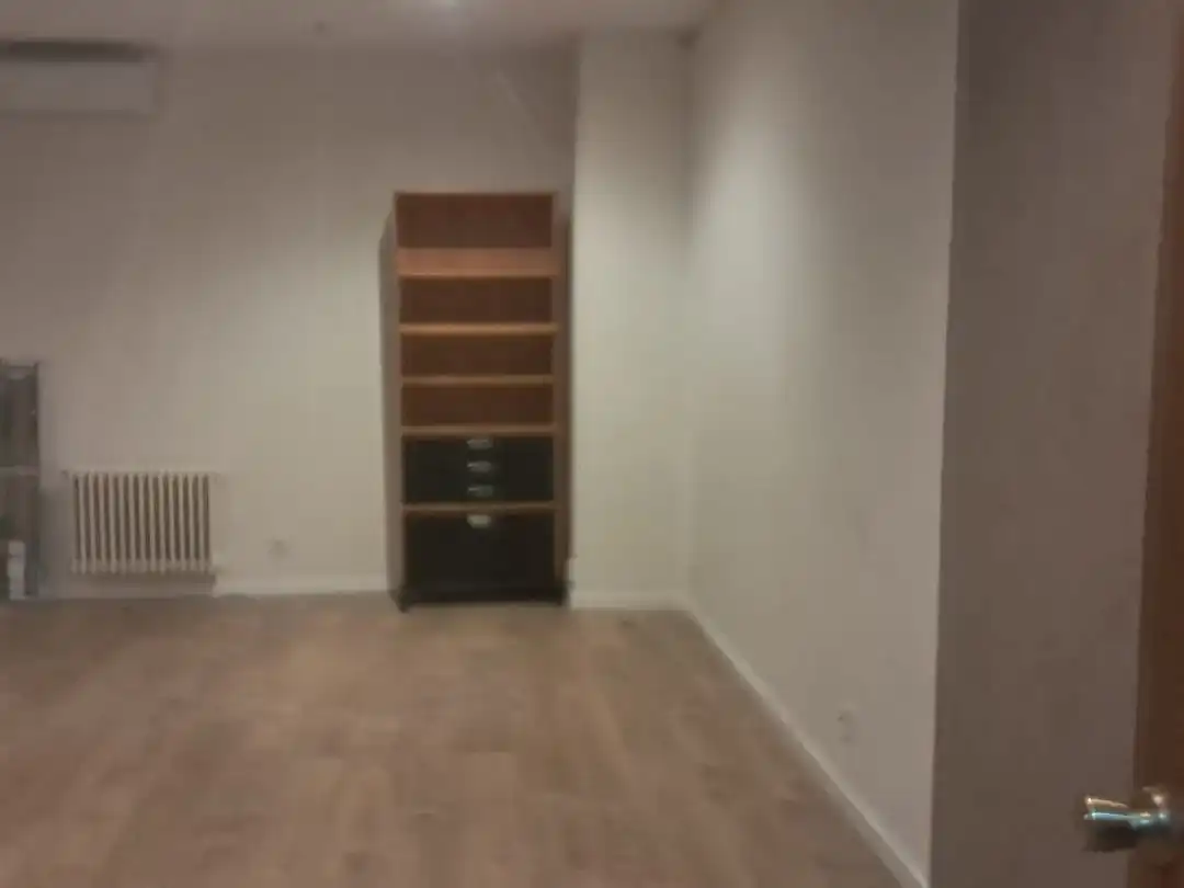 Office for rent in Madrid  with Air Conditioner, Heating and Internet