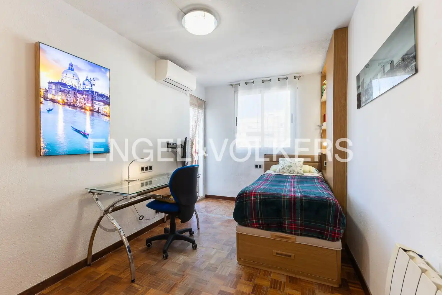 Habitación de Piso de alquiler en Valencia con Aire acondicionado, Calefacción y Parquet