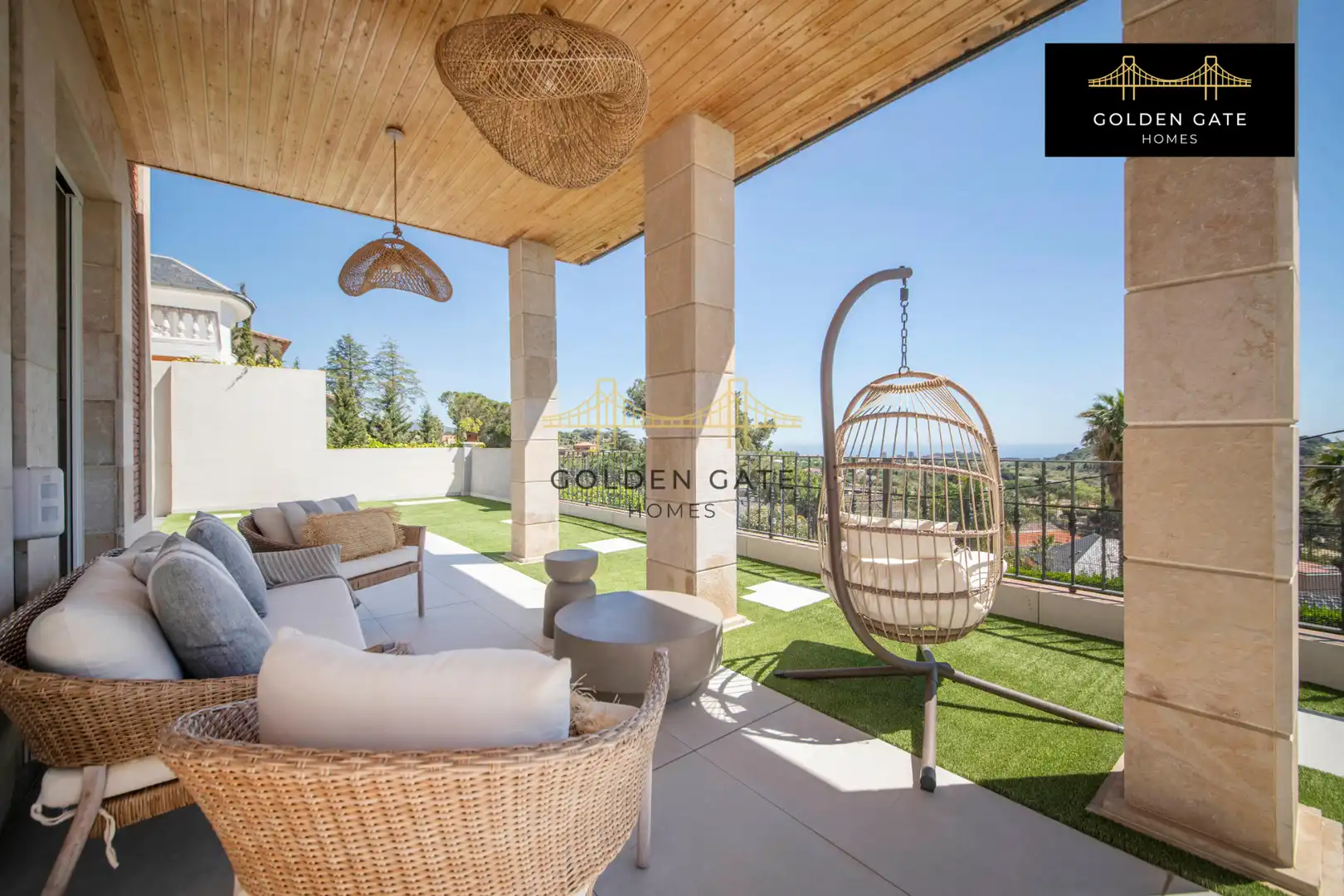 Terraza de Casa o chalet en venta en Badalona con Aire acondicionado, Calefacción y Jardín privado