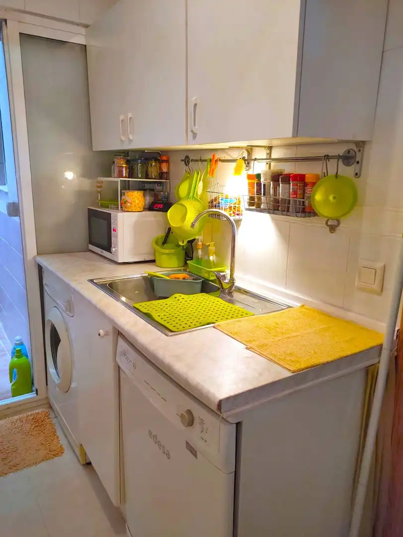 Cocina de Piso en venta en Torrevieja con Calefacción, Jardín privado y Trastero