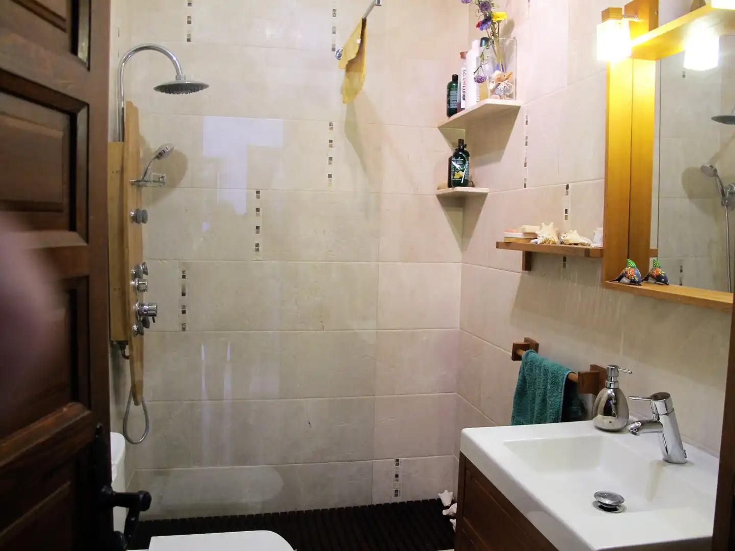 Baño de Apartamento en venta en Nerja con Aire acondicionado, Terraza y Amueblado