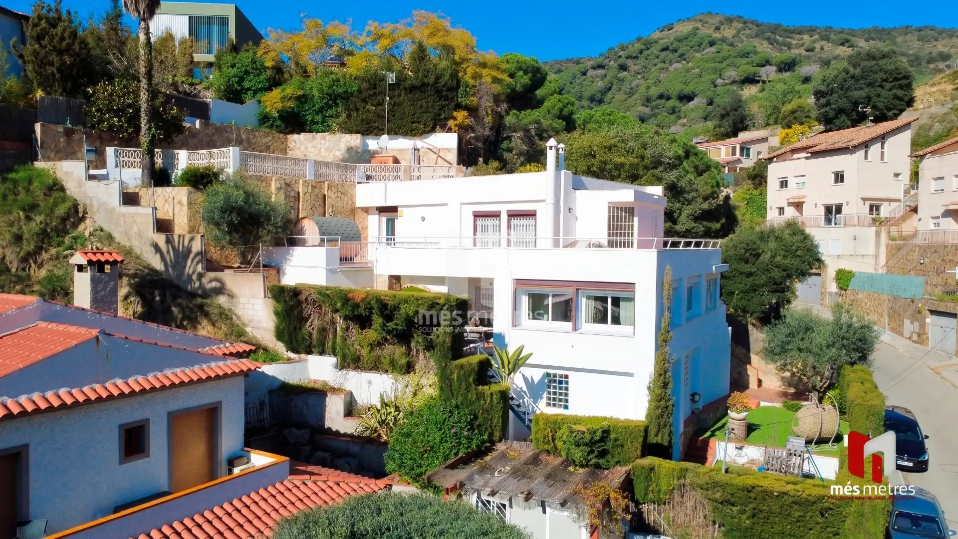Vista exterior de Casa o chalet en venta en Alella con Calefacción, Jardín privado y Terraza