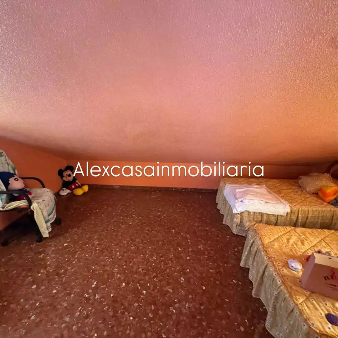 Houses for sale in Cabra  with Air Conditioner, Private garden and Terrace