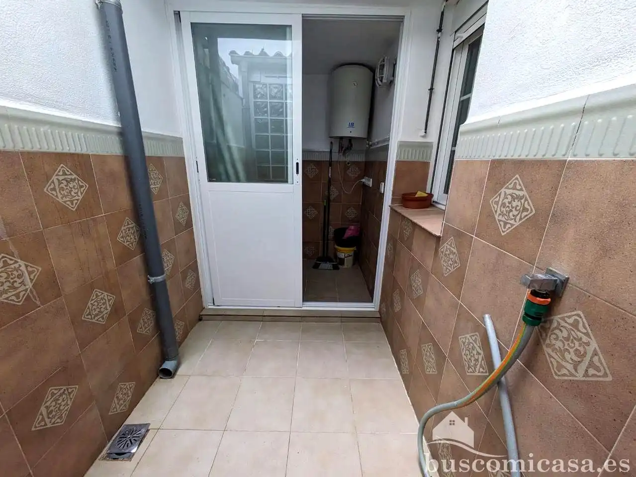 Ground floor for rent in BARRIADA LA PAZ, La Paz - Las Américas