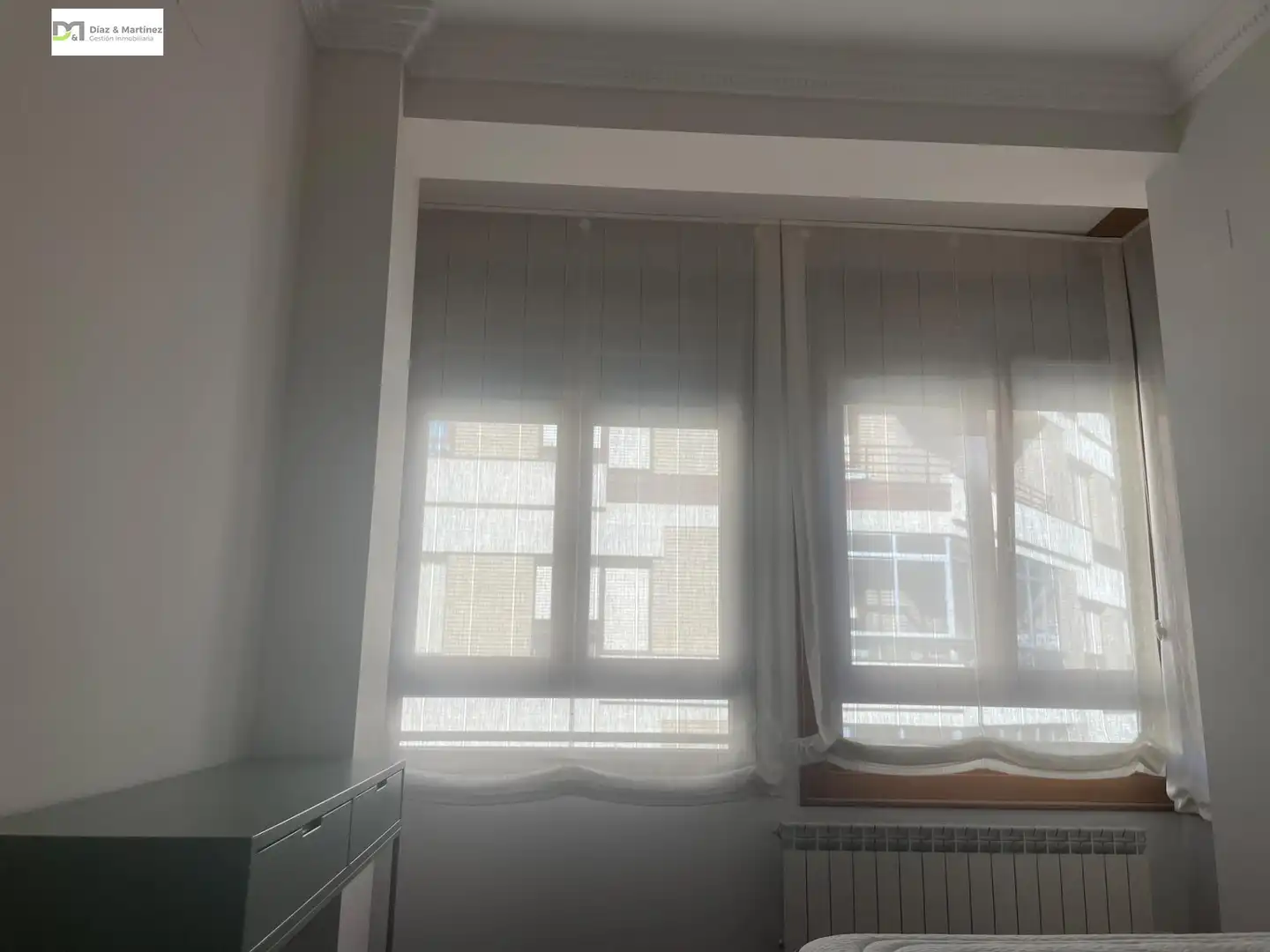 Habitación de Piso en venta en León Capital  con Calefacción, Trastero y Amueblado