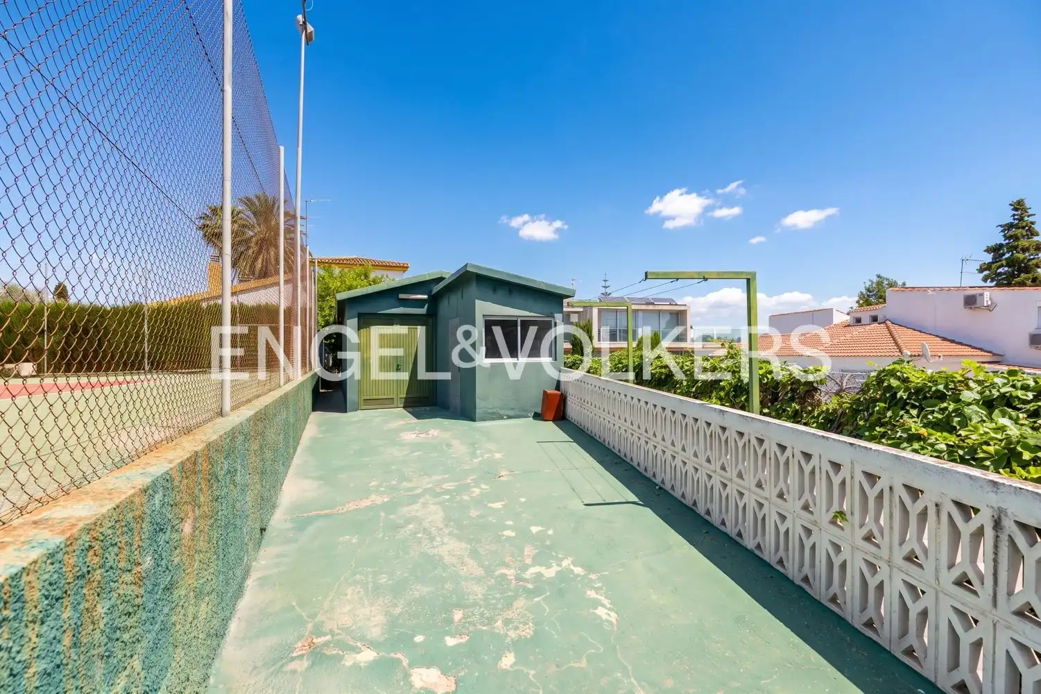 Terraza de Casa o chalet en venta en Chiva con Aire acondicionado, Calefacción y Jardín privado