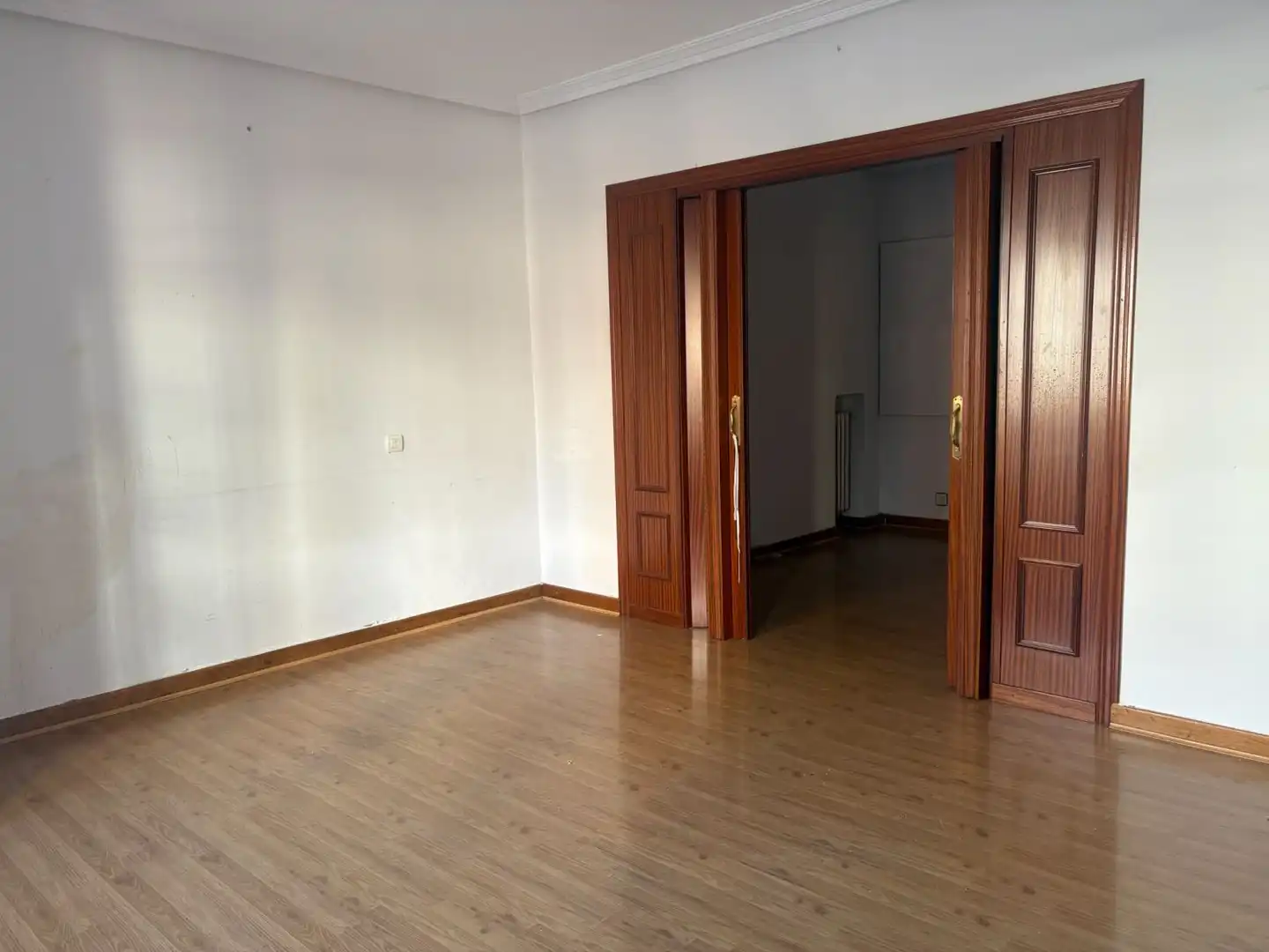 Schlafzimmer von Wohnung zum Verkauf in Oviedo  mit Heizung
