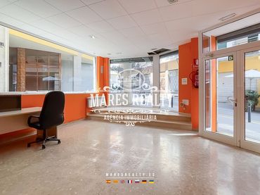 Local commercial à vendre à Centre
