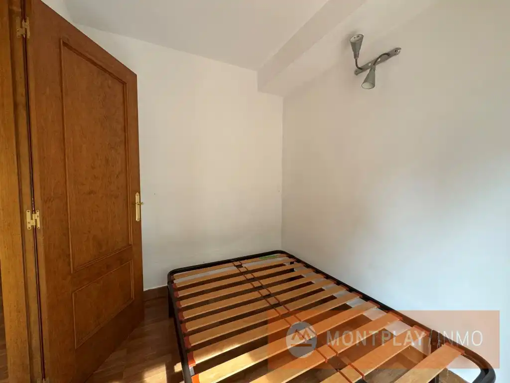 Schlafzimmer von Erdgeschoss zum Verkauf in Naut Aran