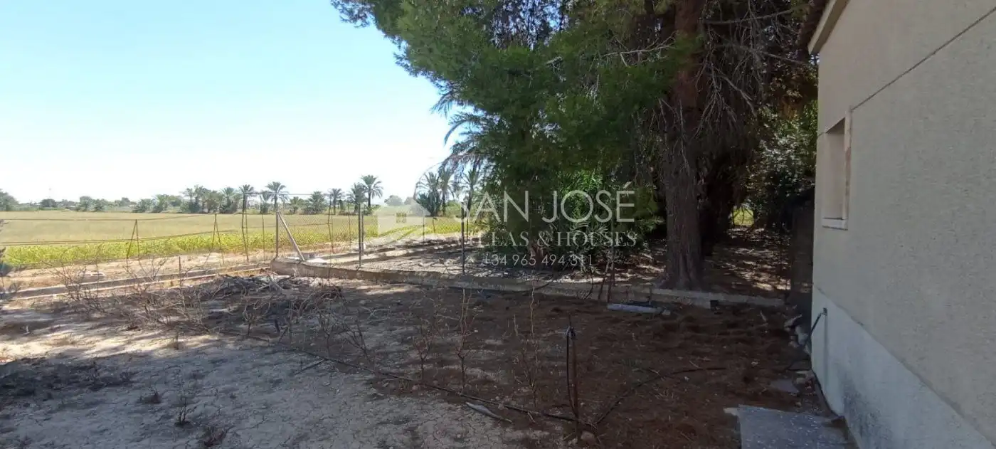 Casa o chalet en venta en Crevillent con Aire acondicionado, Calefacción y Jardín privado