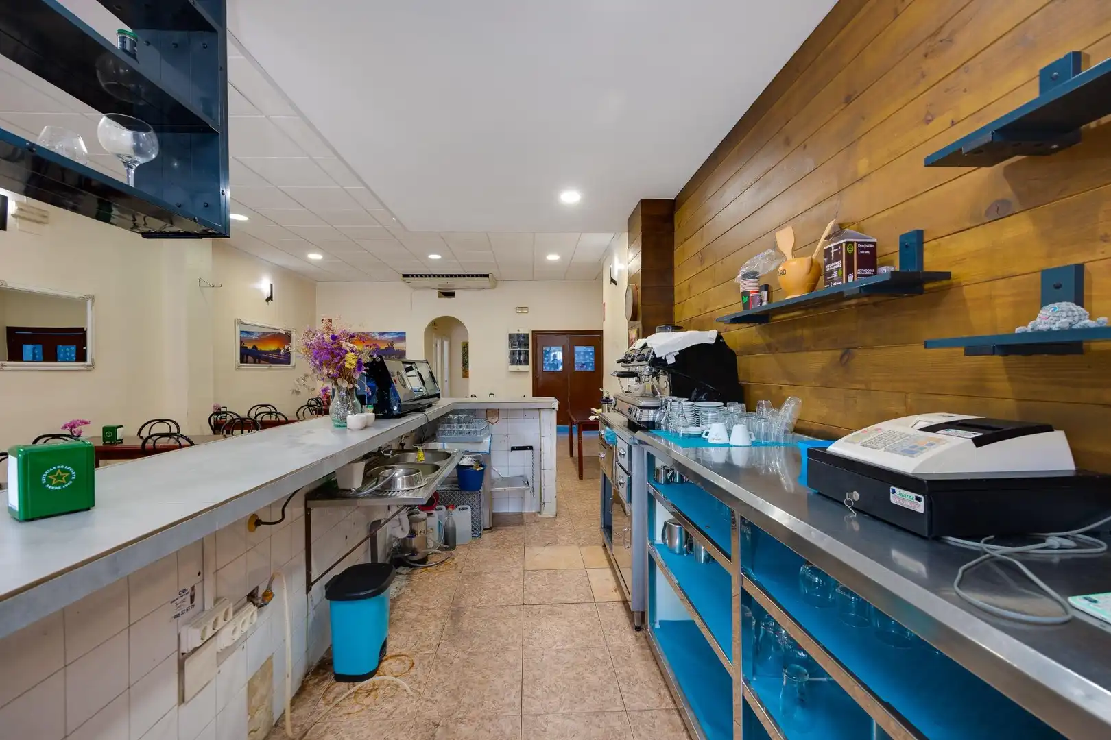 Local comercial en venta en Calle Almudena 48, imagen 16