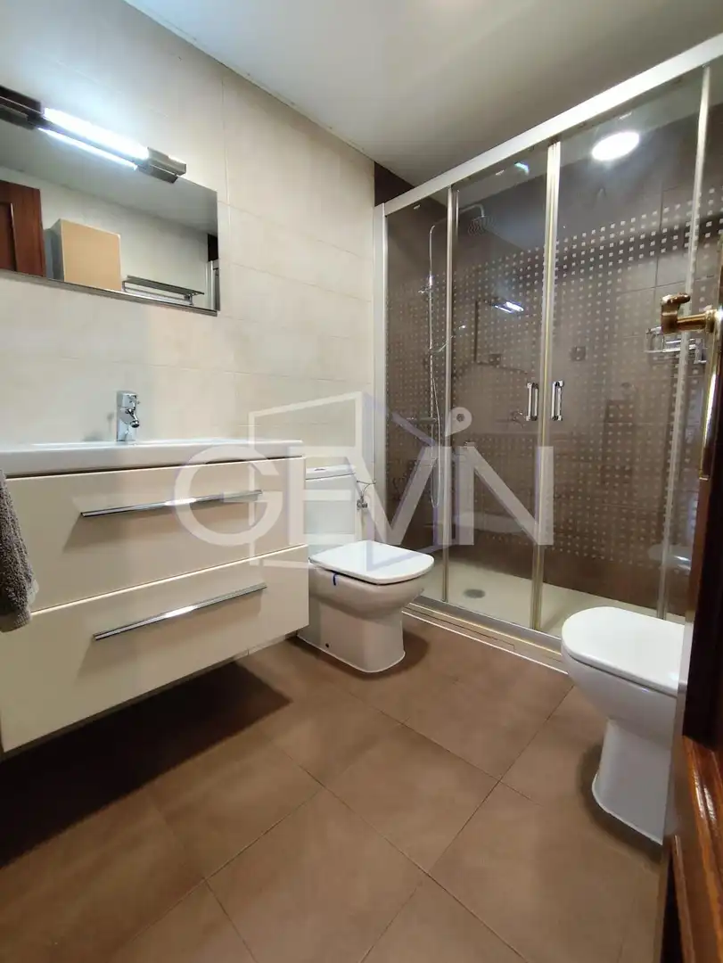 Baño de Piso en venta en La Llagosta con Calefacción