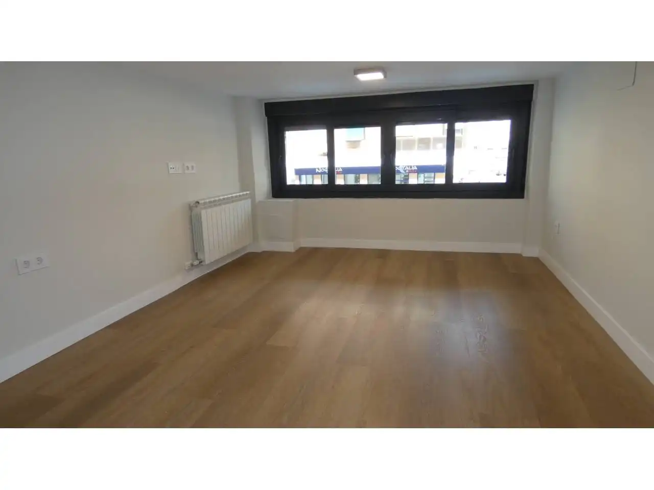 Habitación de Apartamento de alquiler en Toledo con Aire acondicionado, Calefacción y Amueblado