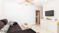 Sala d'estar de Apartament en venda en Torrevieja amb Piscina comunitària