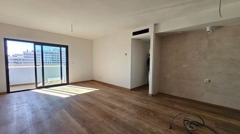OCASIÓN!!! ESPECTACULAR PISO A ESTRENAR DE 4 DORMITORIOS, GARAJE, TRASTERO Y PISCINA COMUNITARIA!!!