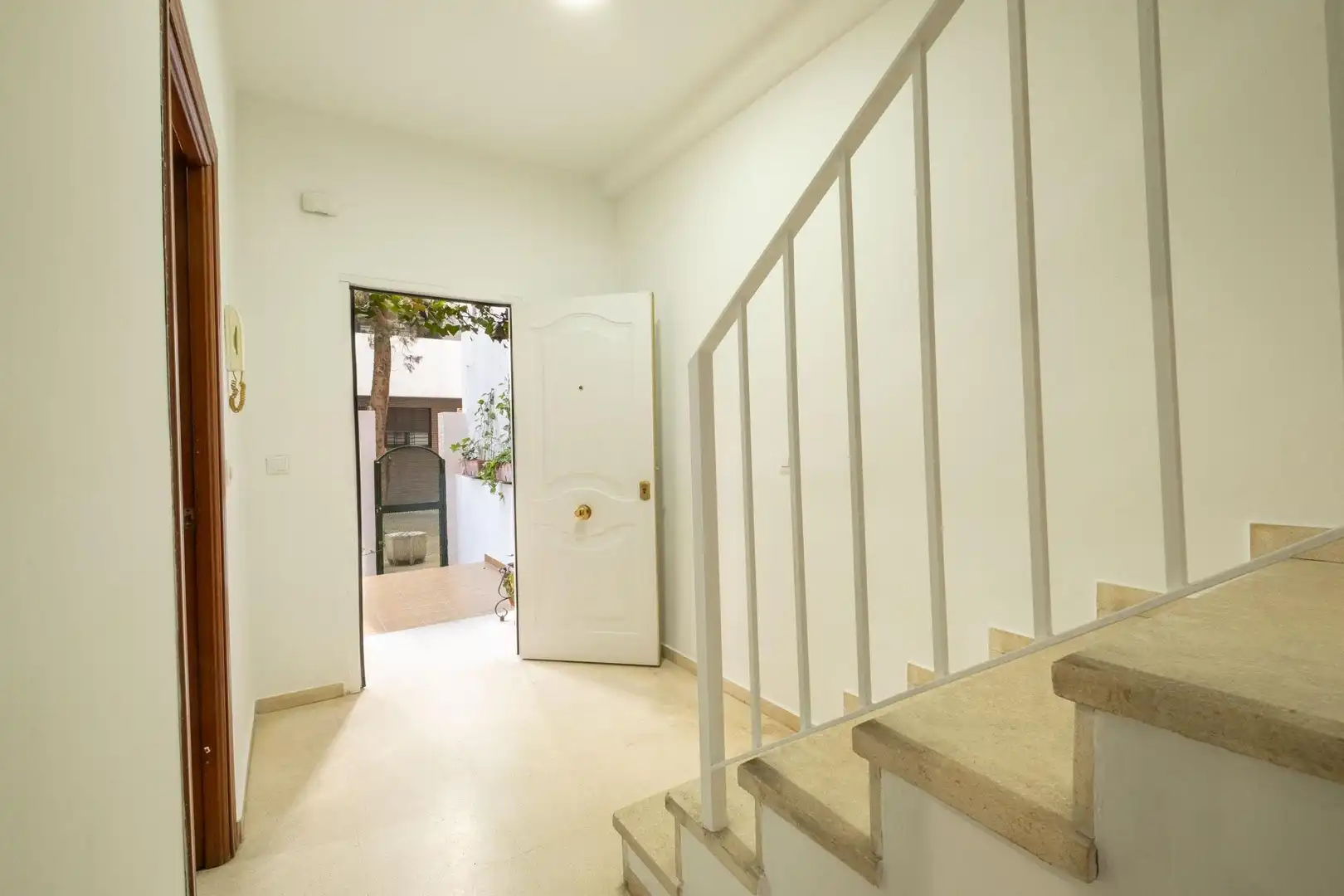 Dúplex en venta en Sevilla con Aire acondicionado y Piscina comunitaria
