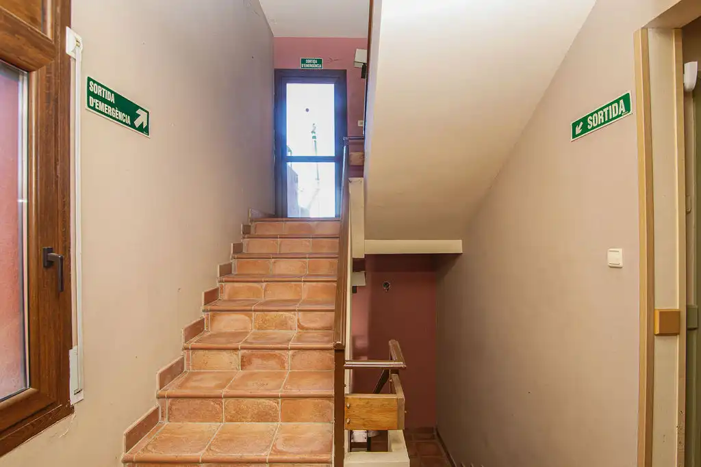 Hotel for sale in Passeig 14 d'Abril, imagen 2