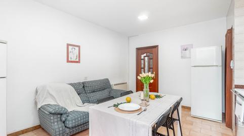 Foto 3 de Piso en venta en Calle de Solvay 'barrio Los Cuarteles', 41, Carbayin - Lieres - Valdesoto, Siero
