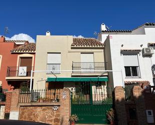 Exterior view of Single-family semi-detached for sale in Fuengirola  with Air Conditioner, Heating and Swimming Pool