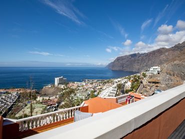 Apartament amb piscina en venda a Avenida Jose Gonzalez Forte 73