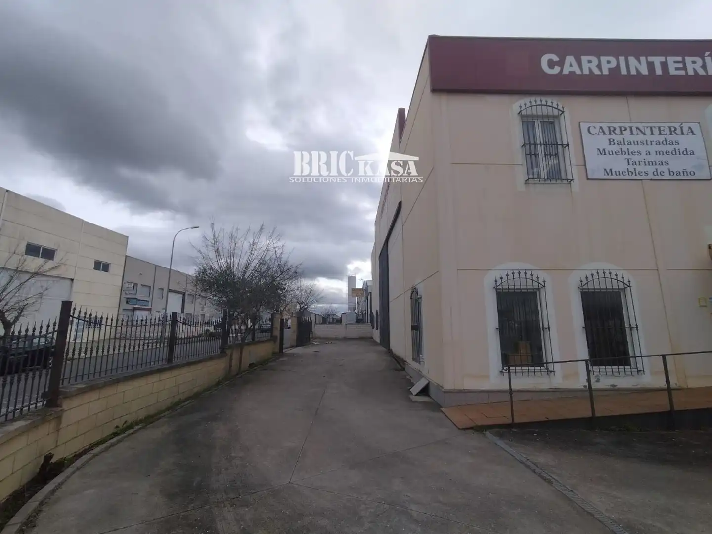 Nau industrial en venda a Malpartida de Cáceres, imagen 2