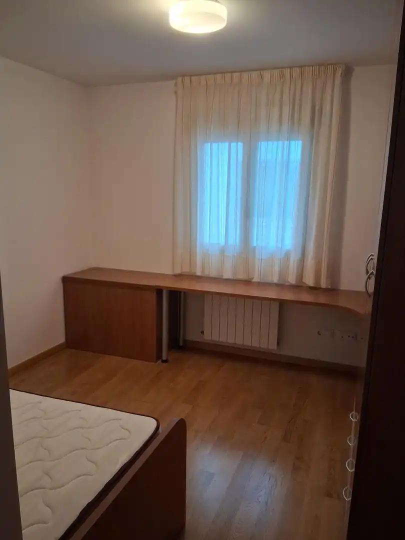 Habitación de Apartamento en venta en Albacete con Calefacción, Trastero y Balcón