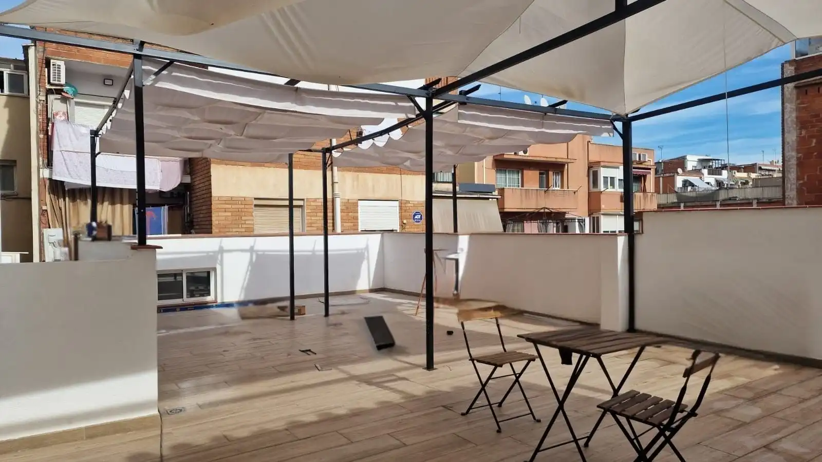 Terrace of Buildings for sale in Barcelona