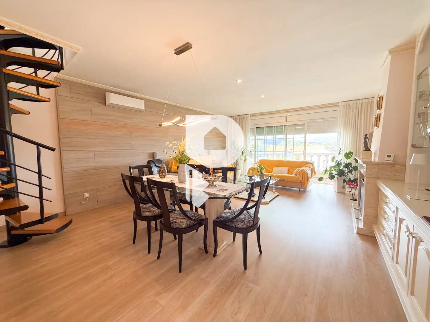 Comedor de Casa o chalet en venta en Esparreguera con Aire acondicionado, Calefacción y Terraza