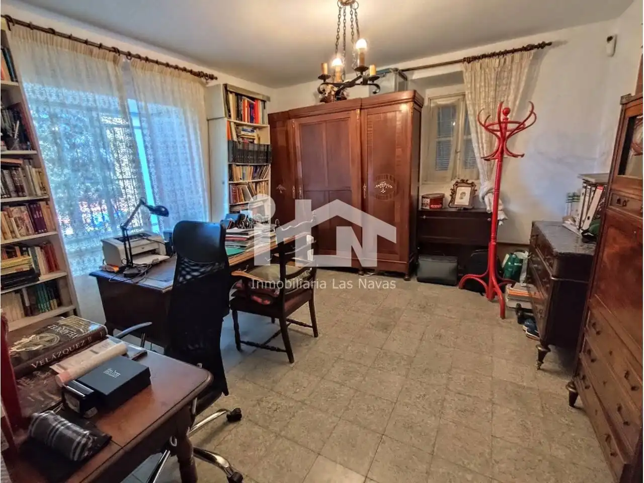 Piso en venta en Las Navas del Marqués  con Calefacción, Terraza y Trastero