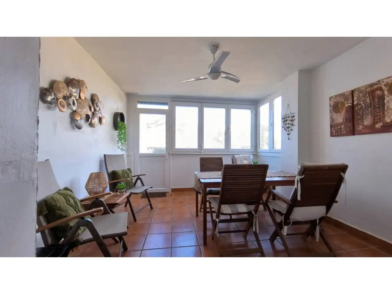 Menjador de Apartament en venda en El Ejido amb Terrassa, Moblat i Piscina comunitària