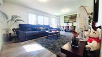 Living room of House or chalet for sale in Moraleja de Enmedio  with Air Conditioner, Heating and Private garden