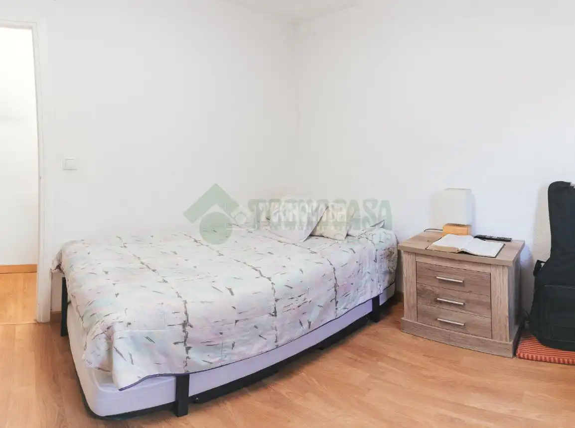 Bedroom of Flat for sale in Granada