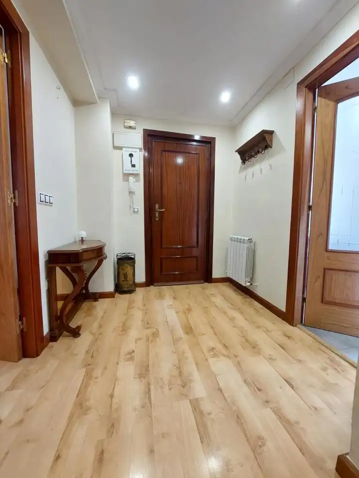 Piso de alquiler en Gijón  con Calefacción y Amueblado