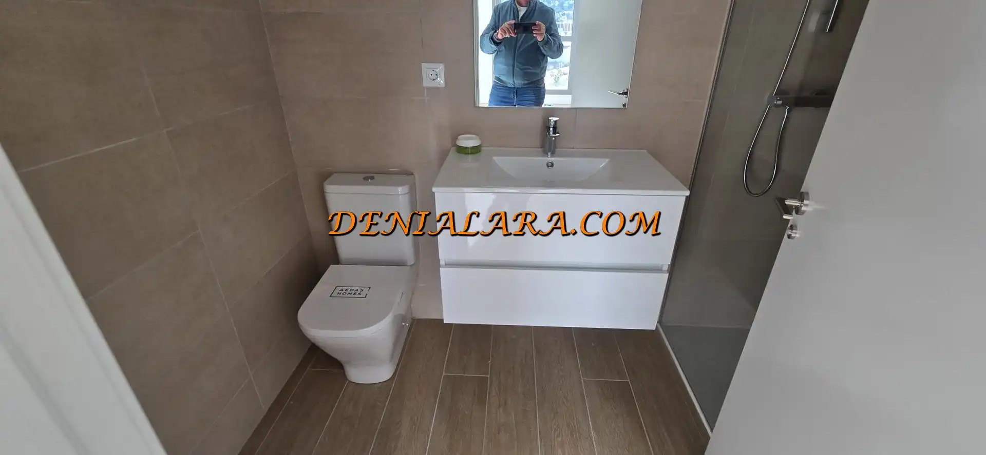 Bathroom of Apartments for sale in Dénia  with Air Conditioner, Terrace and Storage room
