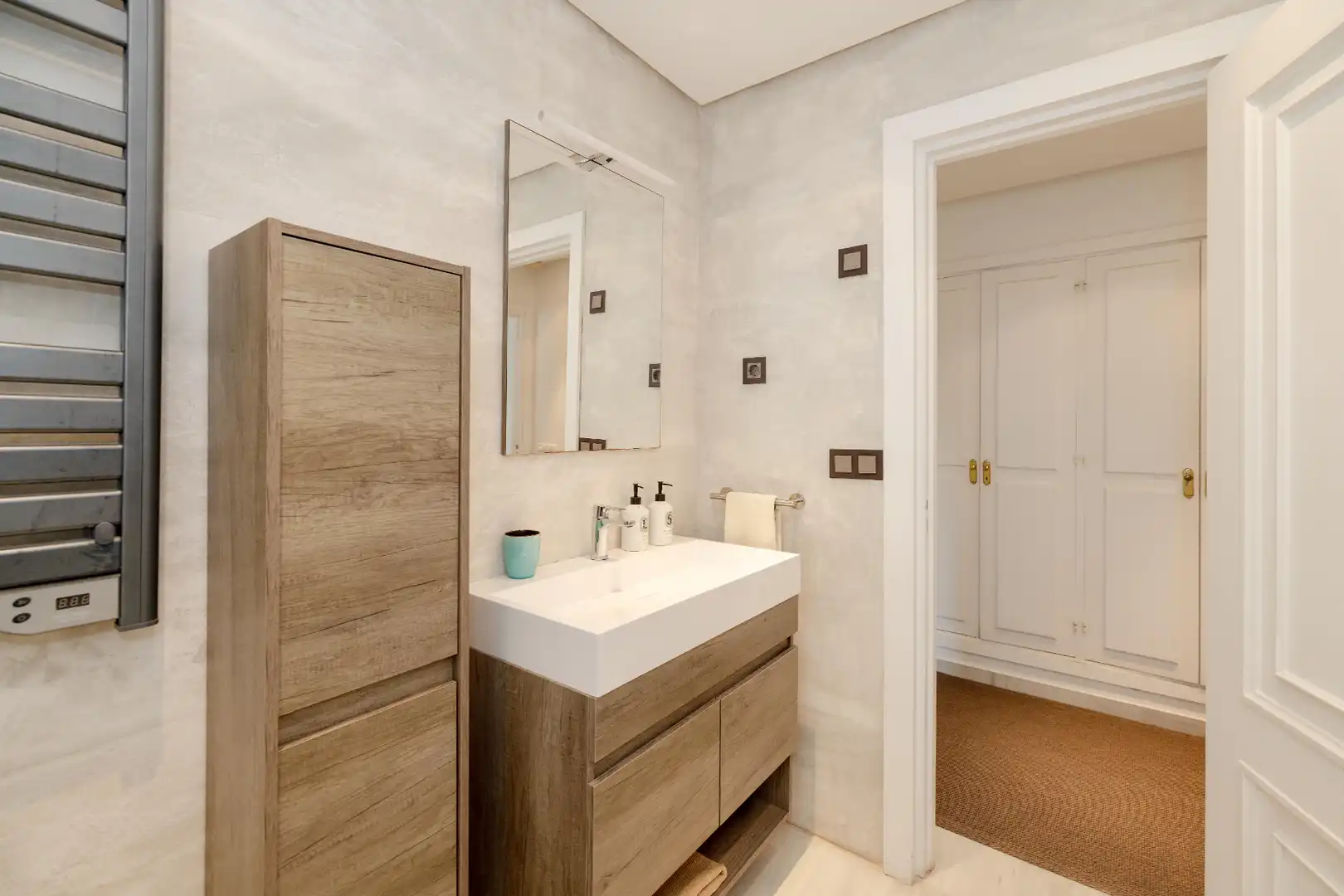 Baño de Piso en venta en Marbella con Aire acondicionado, Calefacción y Terraza