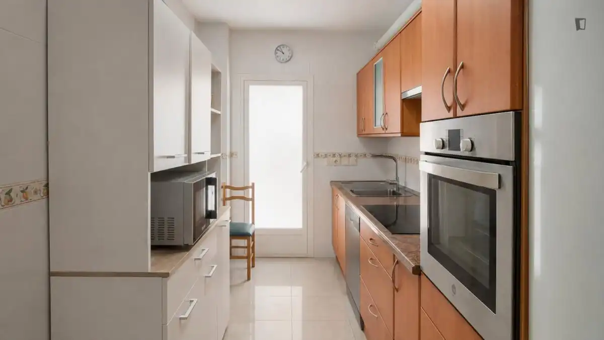 Cocina de Apartamento de alquiler en Roquetas de Mar con Amueblado, Horno y Lavadora