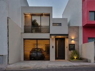 Terreno residencial en venta en Calle Sinesio Yánez Travieso