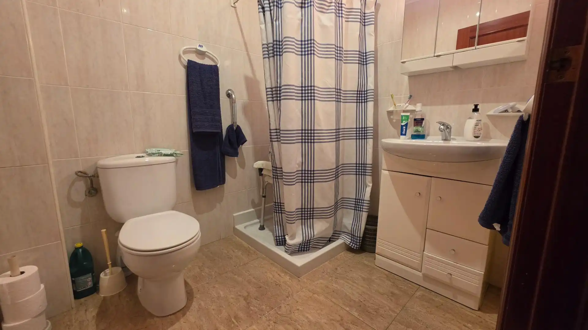 Baño de Piso en venta en Ontinyent con Terraza, Trastero y Amueblado