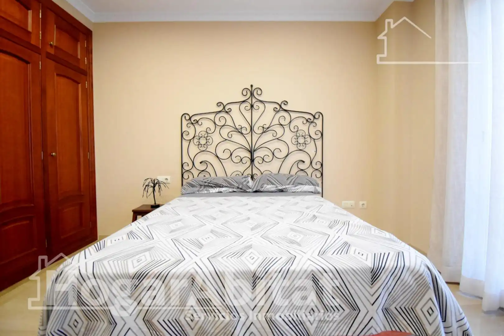 Bedroom of Houses for sale in Almoines  with Air Conditioner, Heating and Terrace