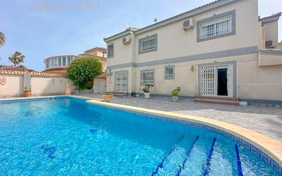 Exterior view of House or chalet for sale in Orihuela  with Air Conditioner, Private garden and Terrace