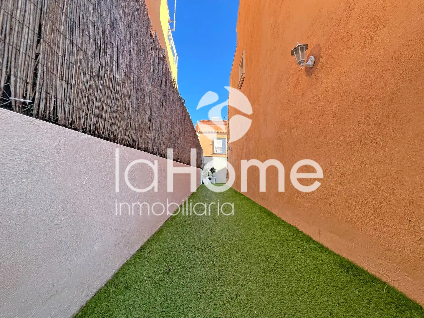 Detached homes for sale in La Conarda