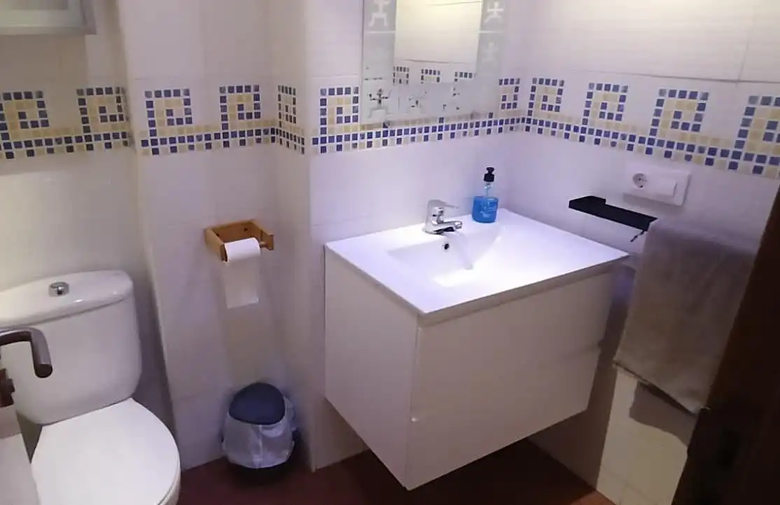 Casa aparellada amb jardí en venda a Coloma, imagen 25