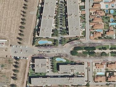 Piso en venta en Avenida Naranjos de los