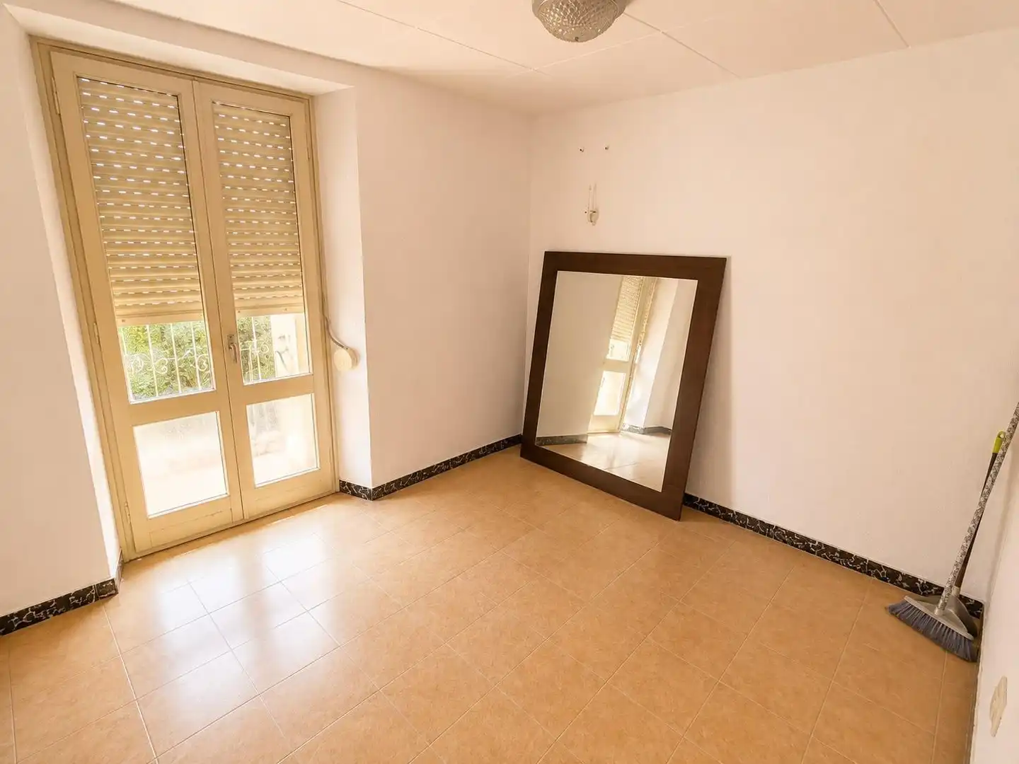 Habitación de Casa o chalet en venta en Vallbona d'Anoia con Trastero y Balcón