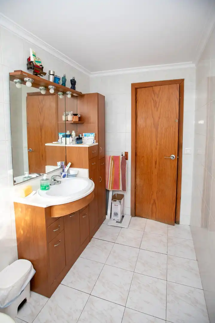 Bany de Casa o xalet en venda en Almudaina amb Moblat